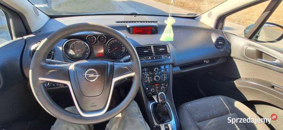 Meriva 14 gaz salon polski 2010r