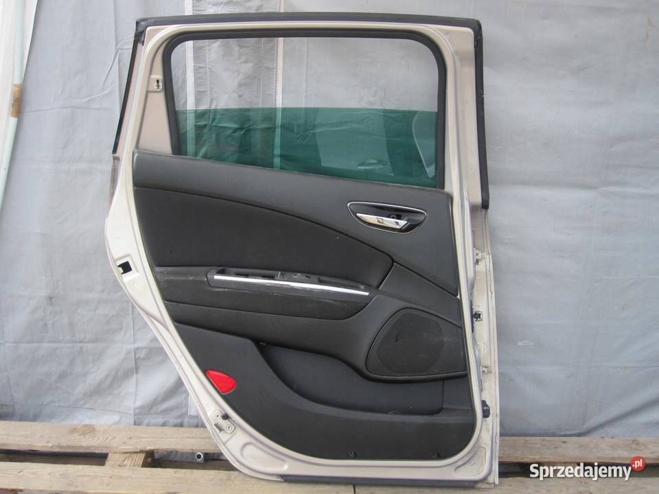 LANCIA DELTA SE III LIFT 13r drzwi lewe tył