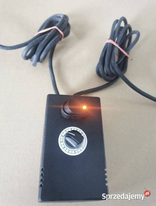 Dozownik Nawozu Aplikator Podsiewacz Sadzarka łódzkie Piątek sprzedam