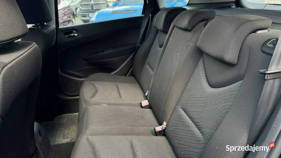 Peugeot 308 16 diesel 90 1 rej 2011 wnętrze pomorskie Gdynia sprzedam