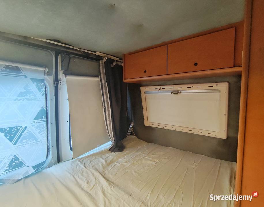 Kampervan Peugeot Boxer 25 TDI 107 koni Kraków