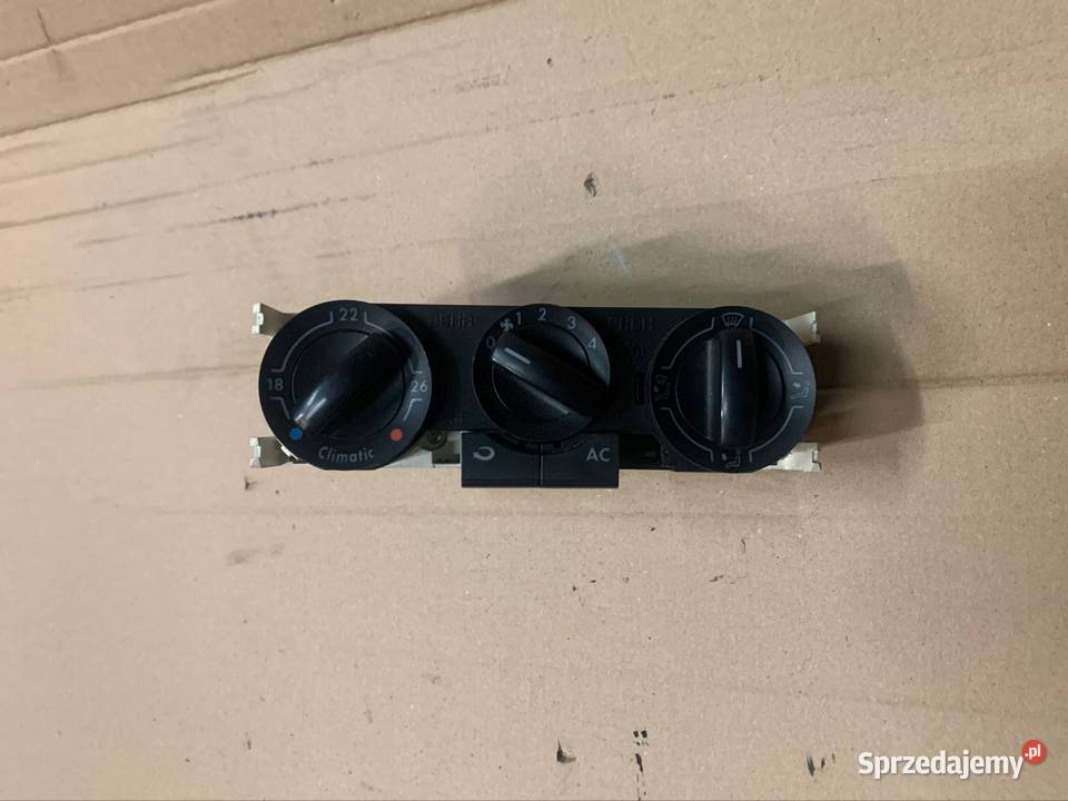 6Q0820045 panel klimatyzacji nawiewu volkswagen Rok produkcji 2003 Szczecin sprzedam