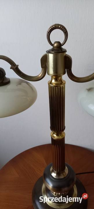 Okazała dwuramienna lampa wykonana z mosiądzu