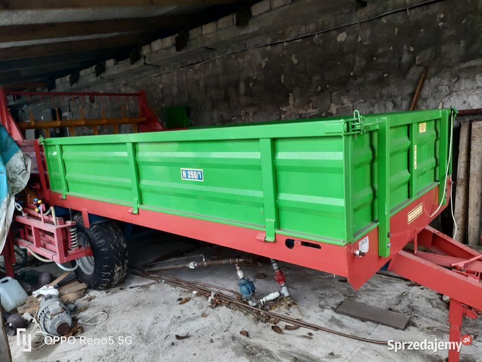 Rozrzutnik obornika sprzedam