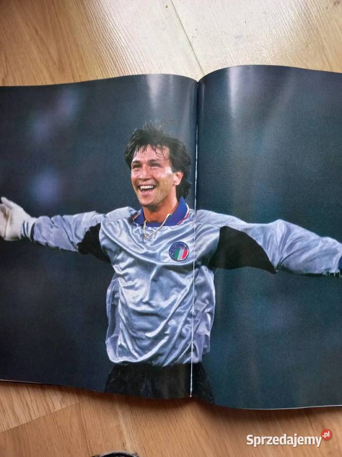 Puchar świata festiwal książka FIFA Poradniki, albumy i reportaże kujawsko-pomorskie Bydgoszcz