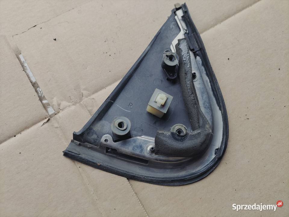 TRÓJKĄT NAKŁADKA drzwi prawy tył Mazda Xedos osobowe Kamień-Kolonia