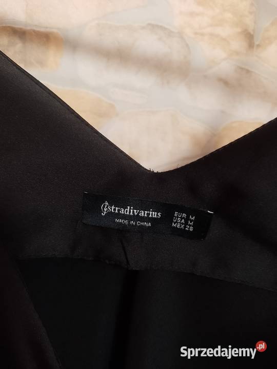 38M Stradivarius Ekskluzywna czarna halka pod czarny Kraków