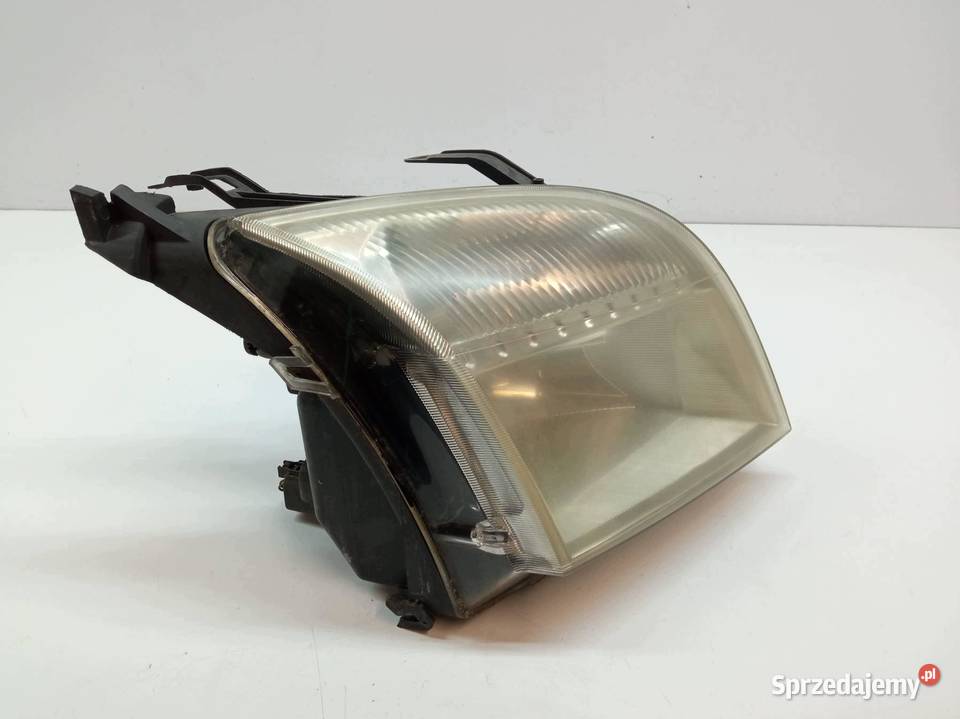 LAMPA PRZÓD PRAWA EU Ford Fusion I 20022012