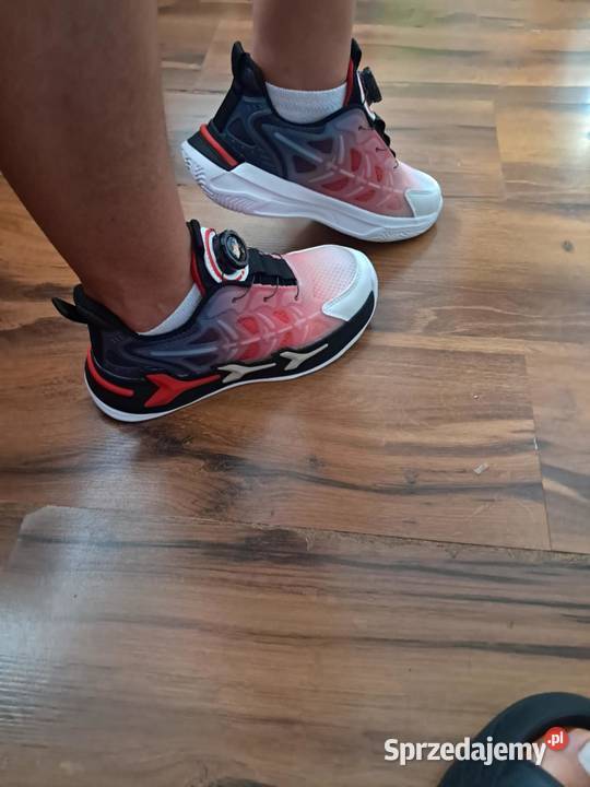 buty dziecięce młodzieżowe damskie męskie ro 35 Wałbrzych sprzedam