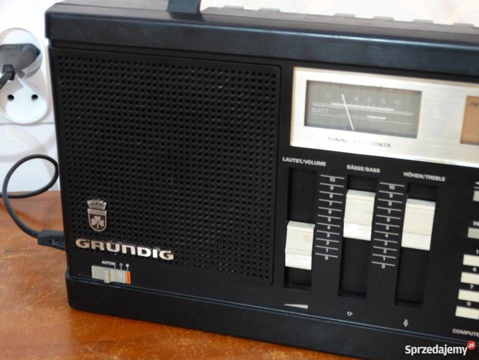 Grundig Satellit 300 radio globalne sprawne podkarpackie Jasło sprzedam