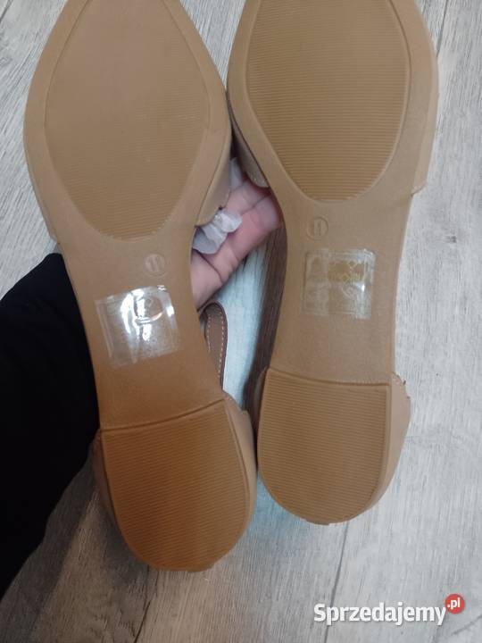4243 Beżowe baleriny wieczorowe z zapięciem NOWE Balerinki Kraków
