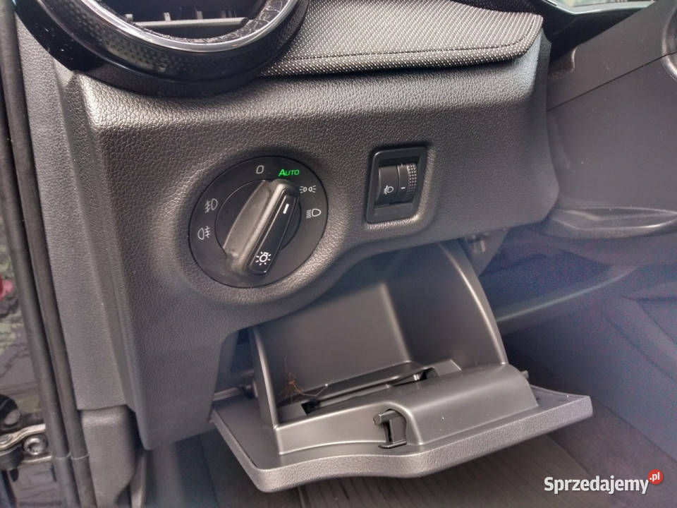 koda Fabia 10 80 smartlink led czujniki sprzedam