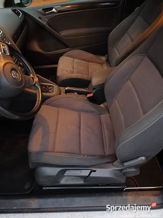 VW Golf VI 14 benzyna 90 2009r manualna Kostrzyn