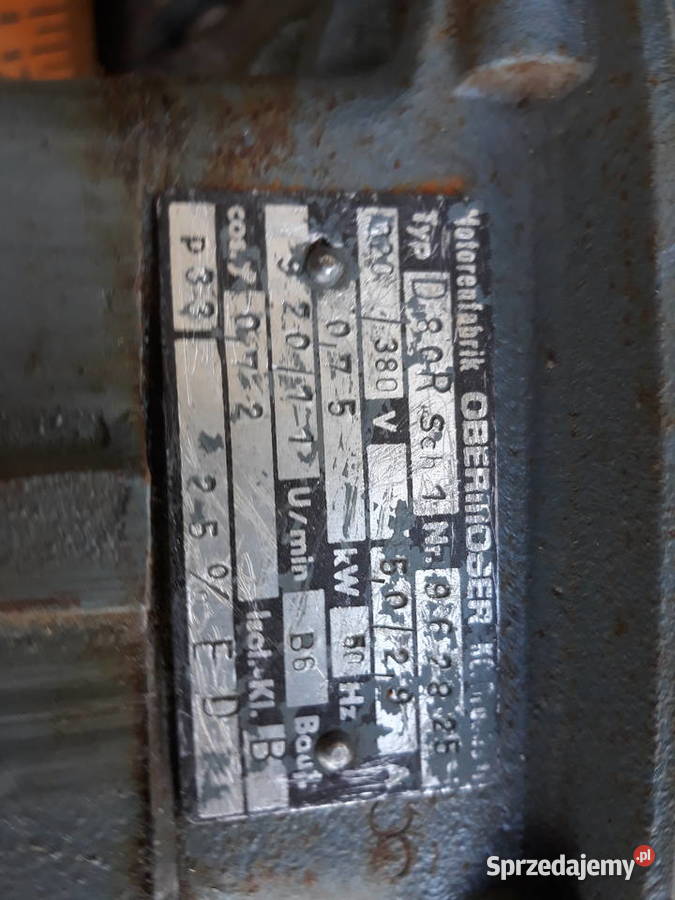 Silnik 075kW z reduktorem 11obrmin Lubin