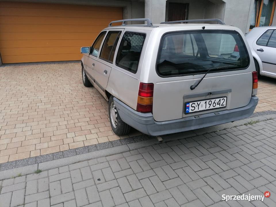 Opel Kadett E 14i Kombi Rok produkcji 1991 Tarnowskie Góry