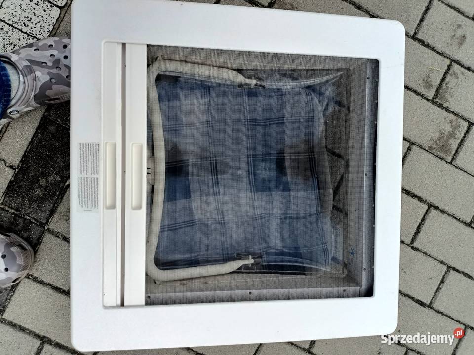 Okno dachowe Dometic 40x40 do przyczepy Rok produkcji 2018 Motoryzacja Płońsk sprzedam