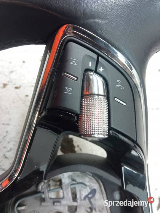 KIEROWNICA MULTIFUNKCJA SKÓRZANA 60038598 Skoda osobowe Motoryzacja sprzedam