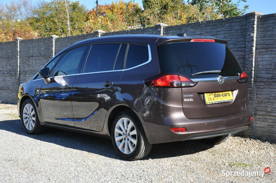 Opel Zafira 14 140 Cosmo 7 foteli LED Półskóra przyciemniane szyby
