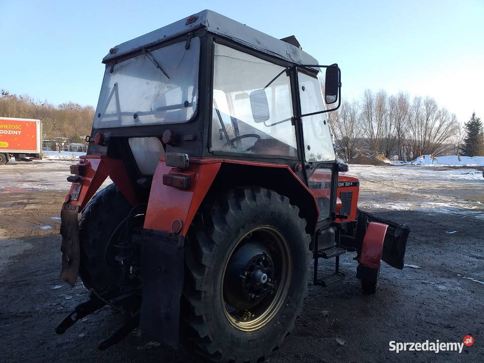 ciągnik rolniczy Zetor 5211