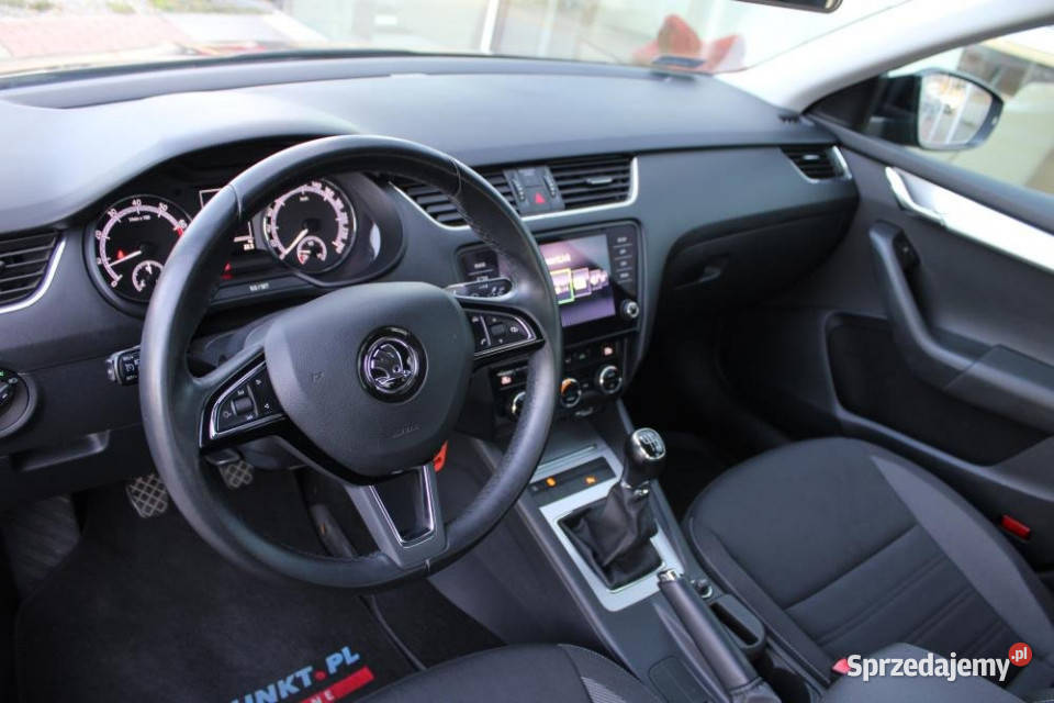Skoda Octavia 2018r Salon Carplay Tempomat benzyna
