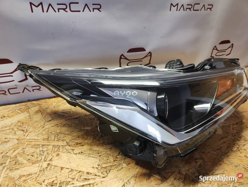 Lampa Prawy Przód Toyota Aygo II Lift 2018 Pleszew