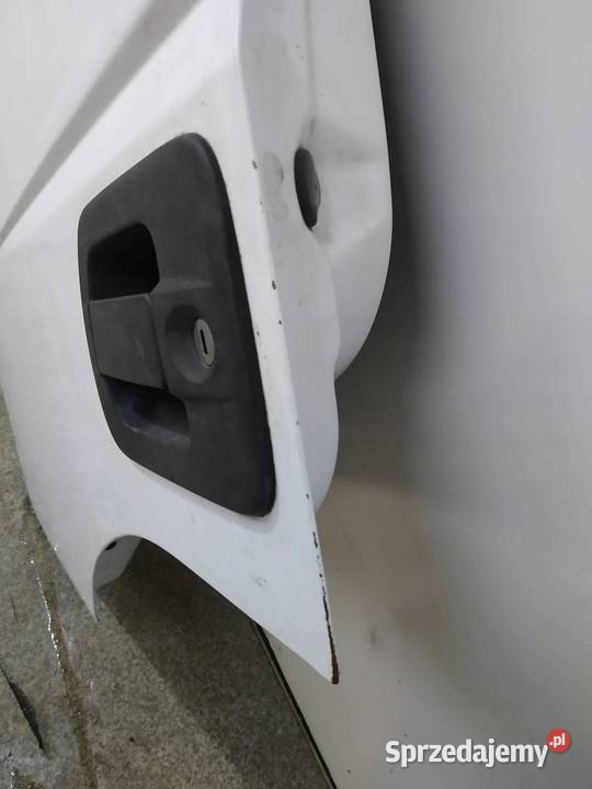 DRZWI LEWE PRZÓD 07R KOMPLETNE Iveco Stralis Rok produkcji 2007