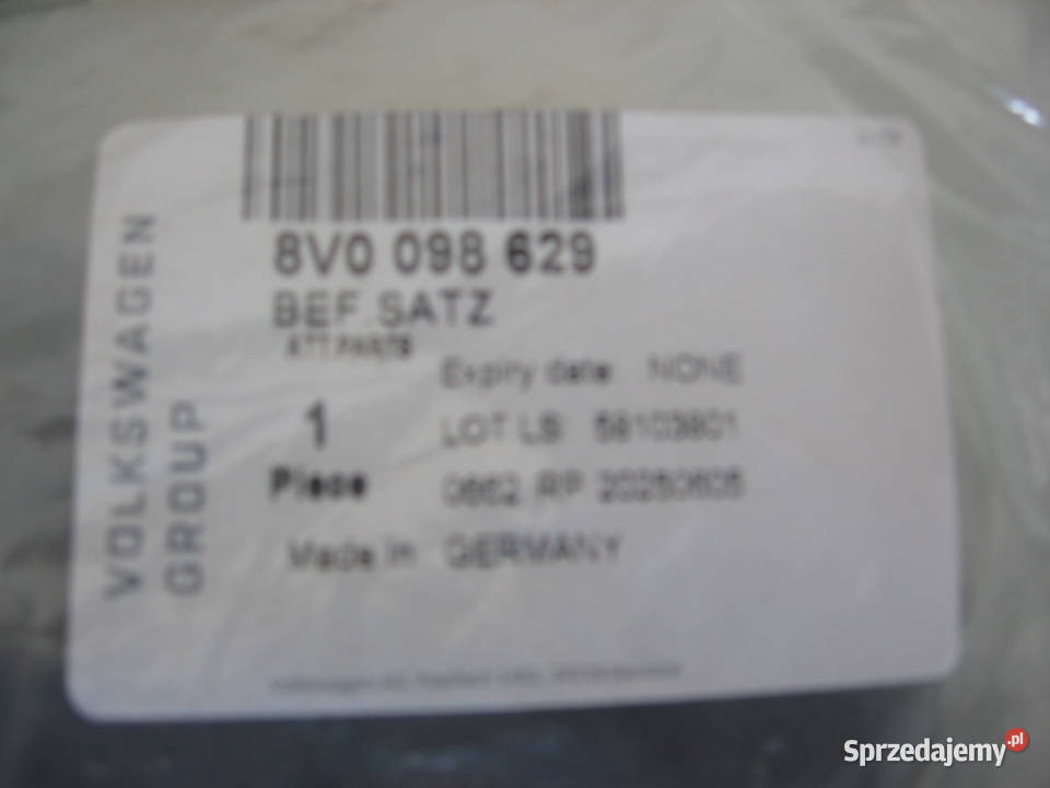 8V0098629 AUDI A3 8V Zestaw elementów mocujących Warszawa