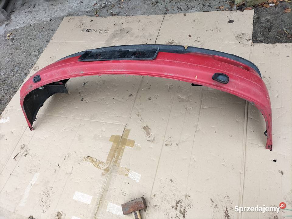 MAZDA 323 B21H50031 ZDERZAK PRZÓD PRZEDNI