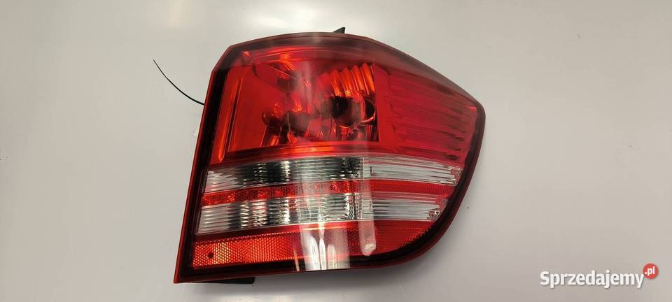 LAMPA PRAWA TYŁ DODGE JOURNEY 05067784AB osobowe Lipno