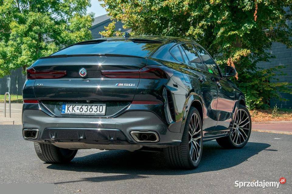 BMW X6 M50i 44 benzyna 530 4X4 2022r automatyczna Wieliczka