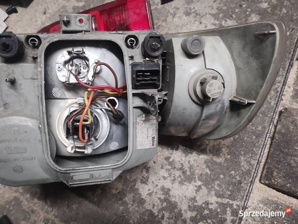 Lampa prawa przód Mercedes Vito Lubin