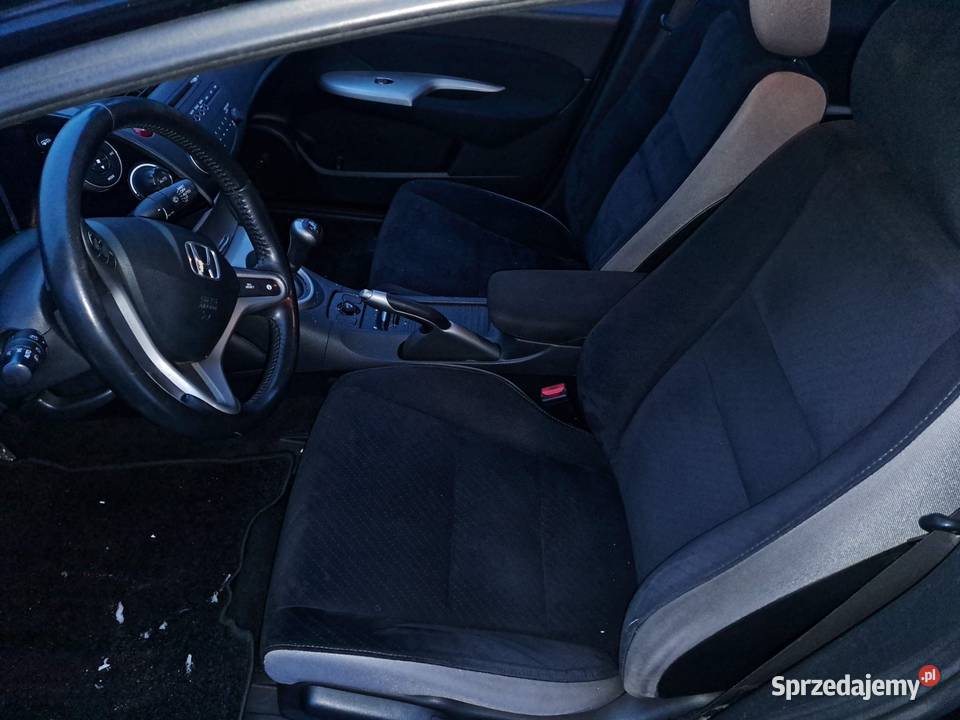 Honda Civic UFO 14 benzyna 2007r sprowadzona łódzkie Tomaszów Mazowiecki