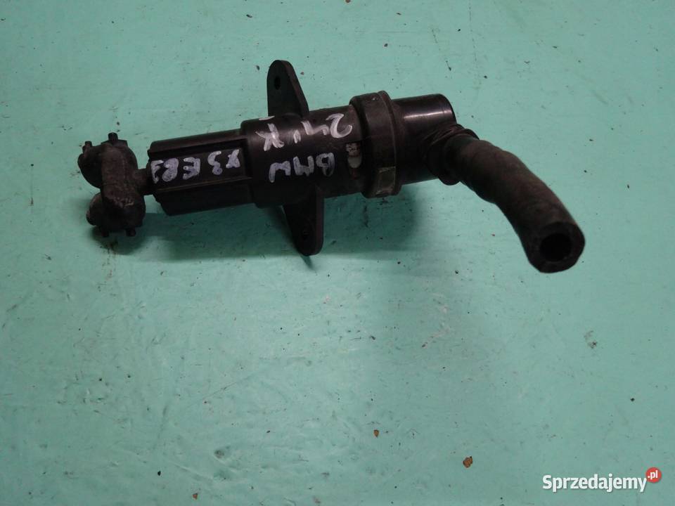 BMW X3 E83 04r spryskiwacz reflektorów prawy