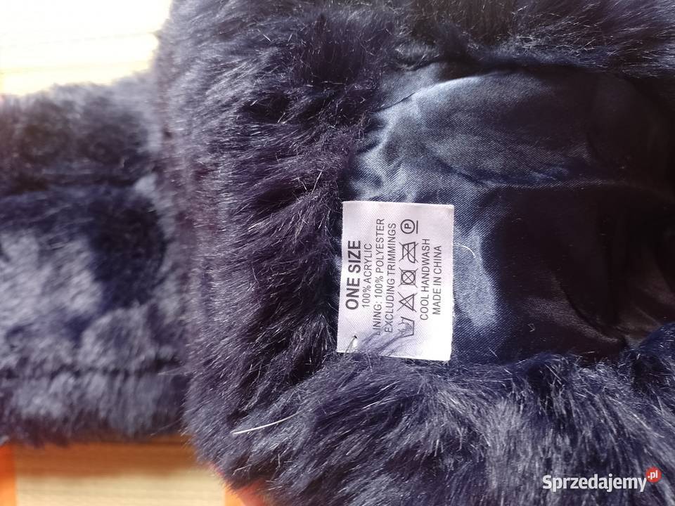 Granatowa futrzana etola z Londynu szal futerko Dodatki Kraków