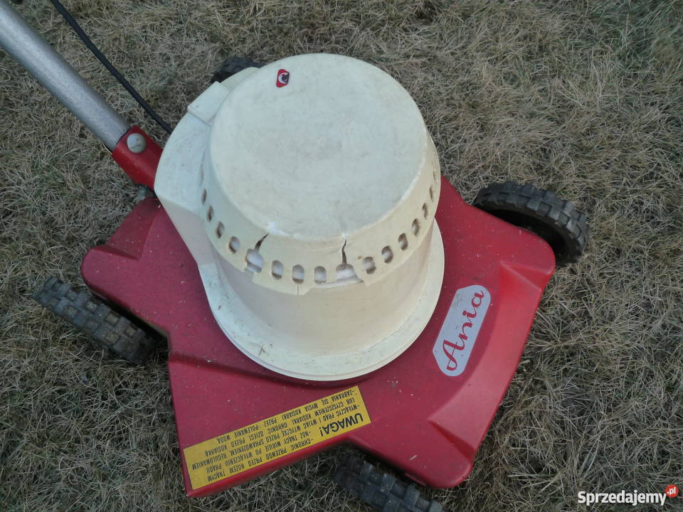 Sprzedam kosiarkę do trawy Ania 220 V 650 W sprzedam