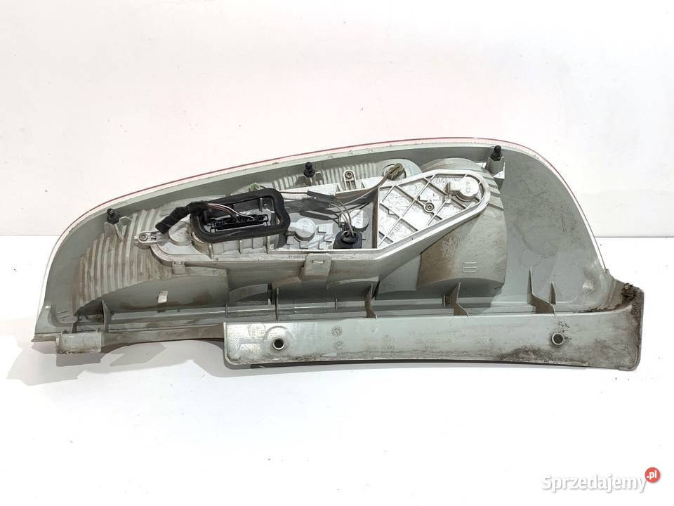 LAMPA LEWY TYŁ SKODA ROOMSTER 5J7945095 Van