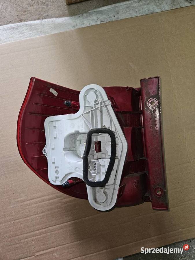 Lampa skoda octavia 2 lift lewa tył kombi 2011 małopolskie Dąbrowa Tarnowska