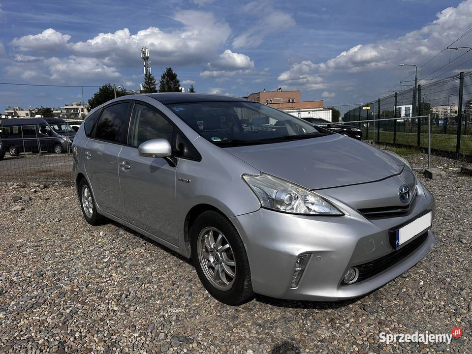 Toyota Prius Plus 18 Hybrid 2013 218 000 małopolskie Kraków sprzedam