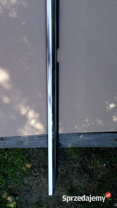 Listwa chrom zgarniająca Mercedesa w 221 Lisia Góra sprzedam