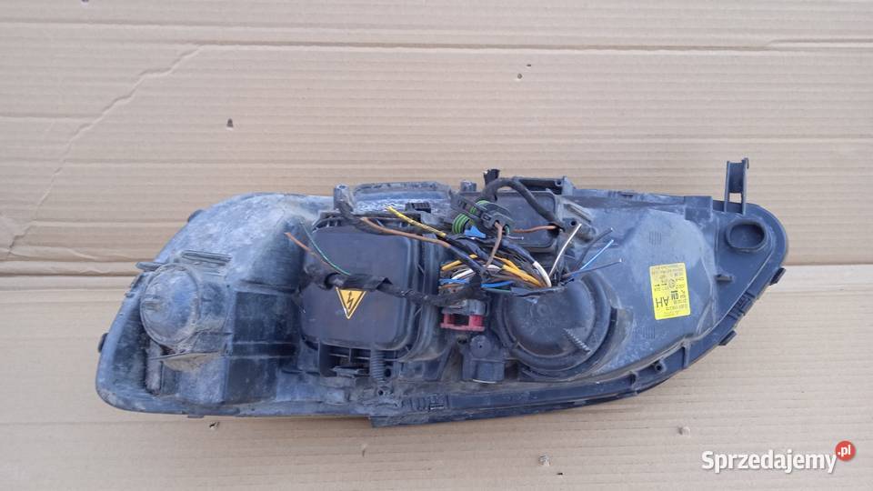 ZAFIRA A LAMPA PRZÓD PRAWA SOCZEWKA XENON EU Zbierkowo