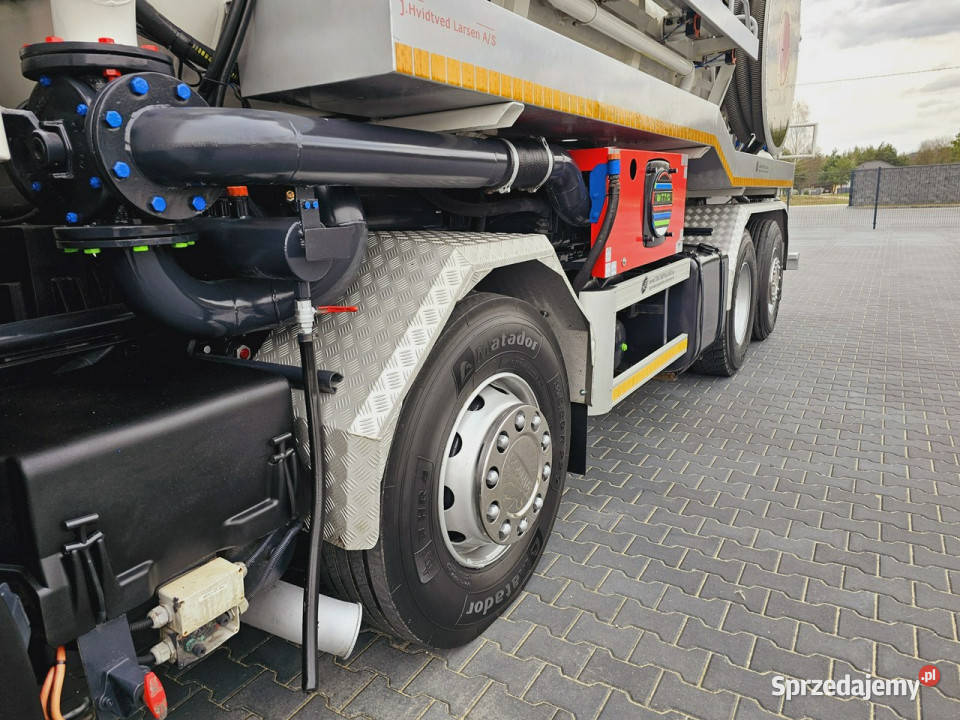 Scania WUKO LARSEN RECYKLING do zbierania pełny VAT świętokrzyskie Daleszyce