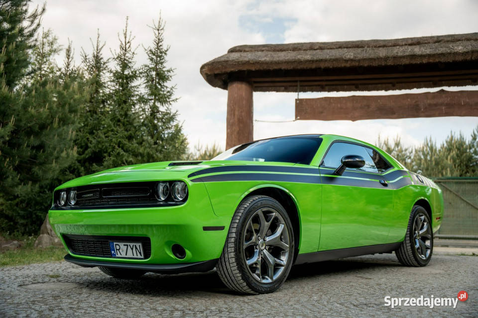 Dodge Challenger SXT 36 V6 RWD FAKTURA III 2008 Rok produkcji 2017 Ropczyce sprzedam
