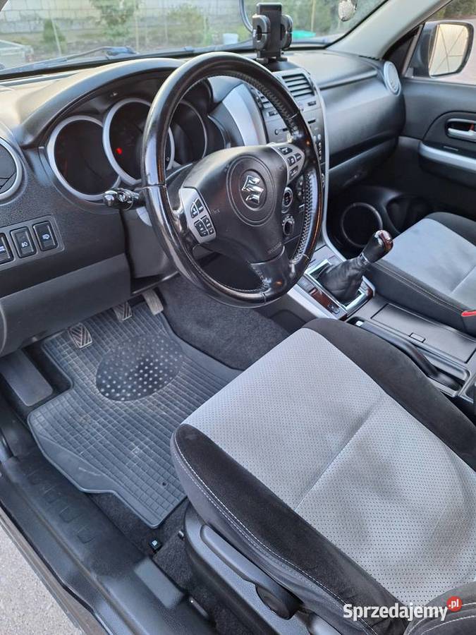 Suzuki Grand Vitara II 19 DDIS Lasków sprzedam