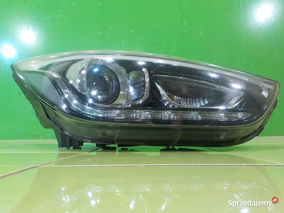 HYUNDAI ix35 LIFT 15r 5D lampa prawa przod mazowieckie