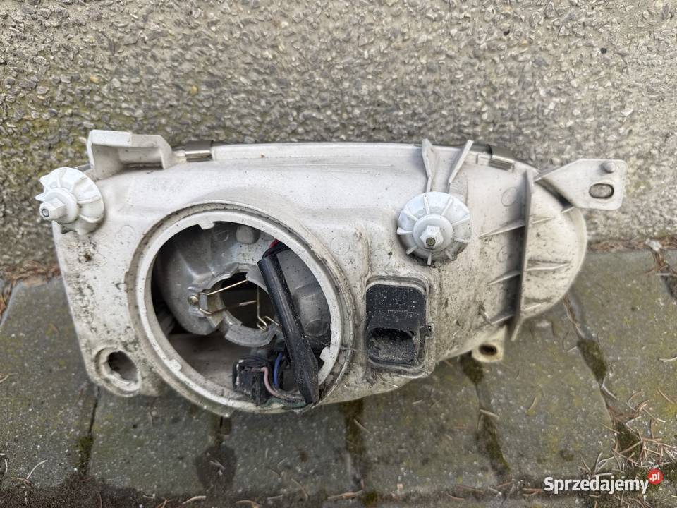 Lampa przód lewa VW GOLF III Ostrów Wielkopolski