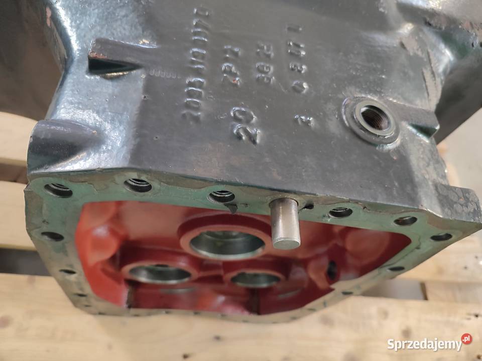 Obudowa skrzyni półbiegów 2095 419 037 D DEUTZ Wilkowo sprzedam