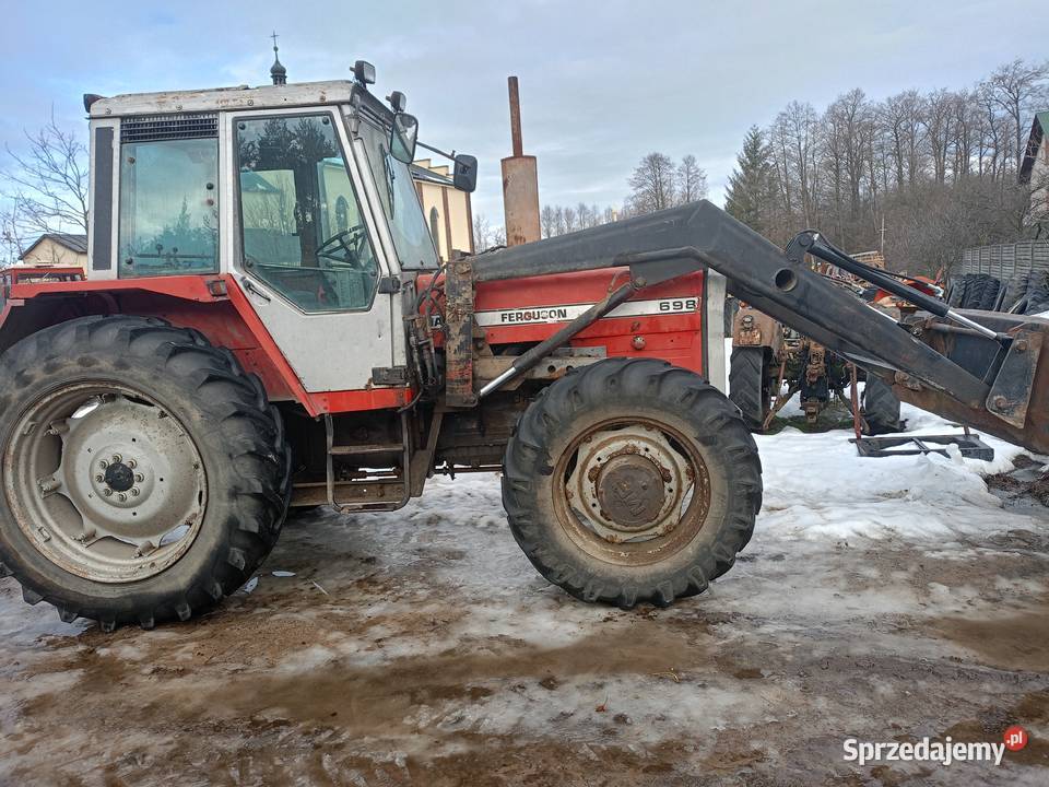 Massey Ferguson MF 698 44 z ładowaczem tur Gwizdów