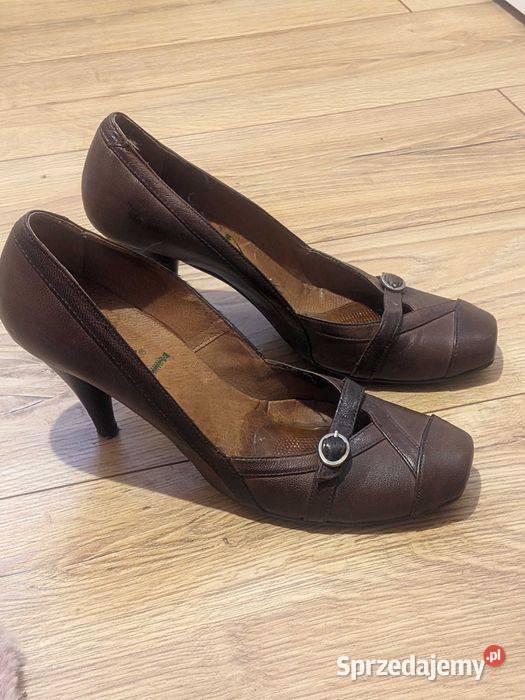 Szpilki skóra naturalna r 40 Wąbrzeźno