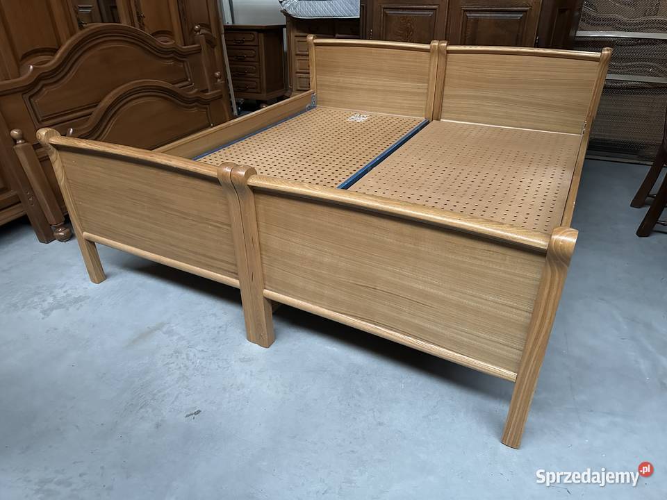 Duże łóżko 180200 ze stelażem Sławoszewek