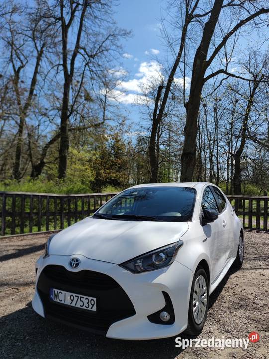 Toyota Yaris IV 15 hybryda automat 21r 82 Yaris Gołotczyzna